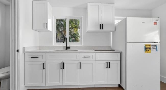 621 SE 1st St in Hialeah, FL - Building Photo - Building Photo