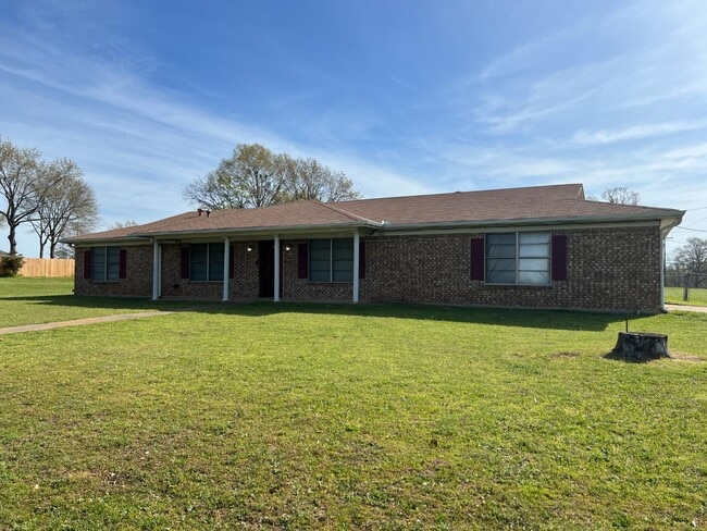 property at 132 Oakwood Rd