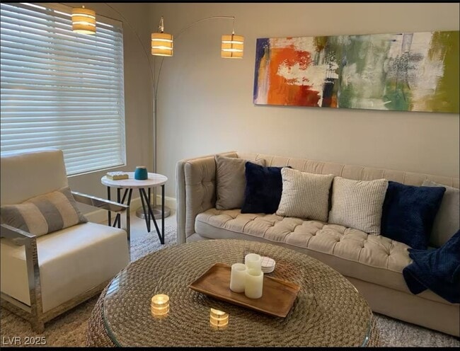 property at 1829 Vista Pointe Ave