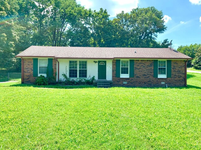 property at 339 Lake Ct Dr