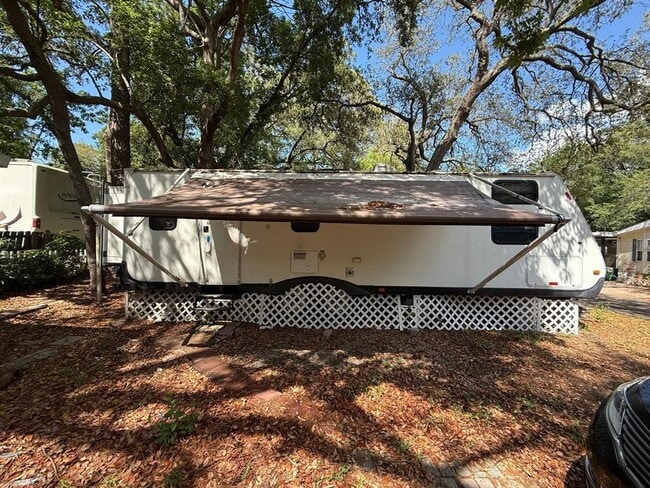 3000 Clarcona Rd in Apopka, FL - Building Photo - Building Photo