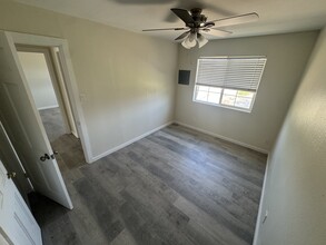 1025 Crescent Dr in Roswell, NM - Building Photo - Building Photo