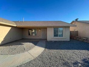 10191 E 35th Pl in Yuma, AZ - Building Photo - Building Photo