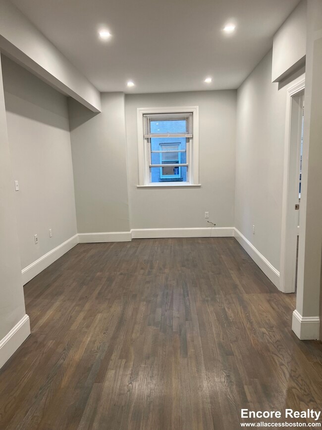 108 Jersey St in Boston, MA - Building Photo - Building Photo