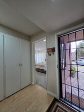 9949 Scripps Westview Way, Unit 136 in San Diego, CA - Foto de edificio - Building Photo