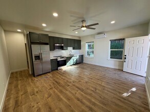 5609 Benhenry Ct in Rocklin, CA - Building Photo - Building Photo