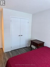 1537 Wheatcroft Dr in Oshawa, ON - Building Photo - Building Photo