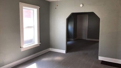 3907 Lagrange St in Toledo, OH - Building Photo - Building Photo
