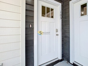 3821 SW 43rd Ct, Unit 105 in Ocala, FL - Foto de edificio - Building Photo