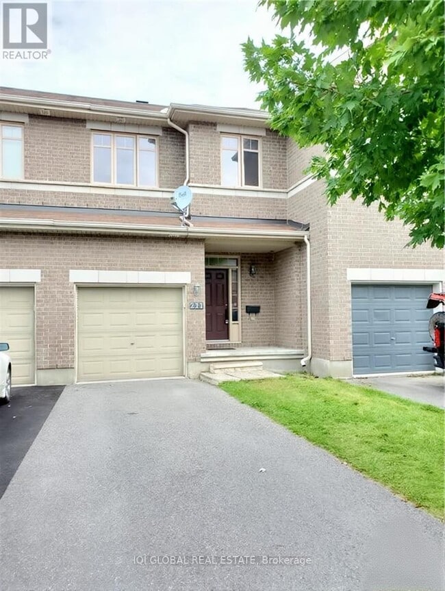 property at 211 Jersey Tea Cir