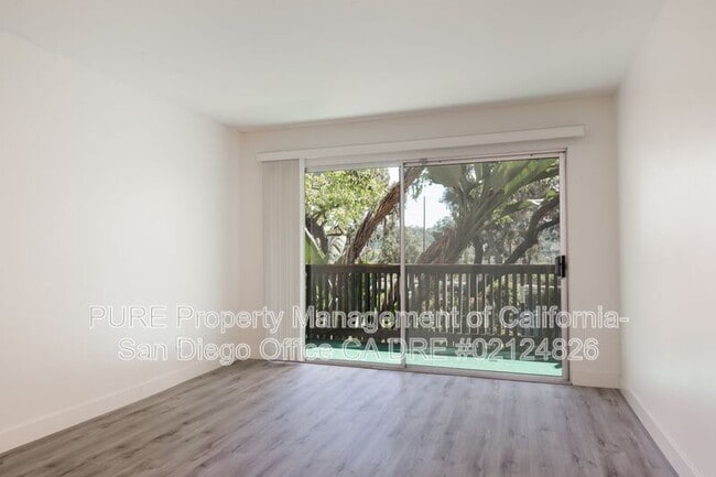 6406 Friars Rd in San Diego, CA - Building Photo - Building Photo