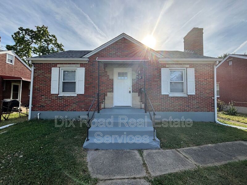 713 Verona Rd in Dayton, OH - Building Photo