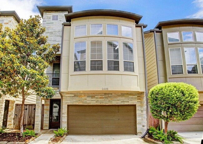 property at 2905 Pease St