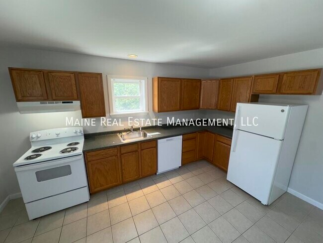 1835 Hammond St