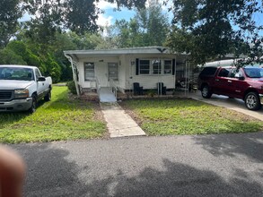 4538 Charter St in Zephyrhills, FL - Building Photo - Building Photo