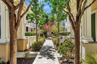 2203 Maritime Way in Richmond, CA - Building Photo - Building Photo
