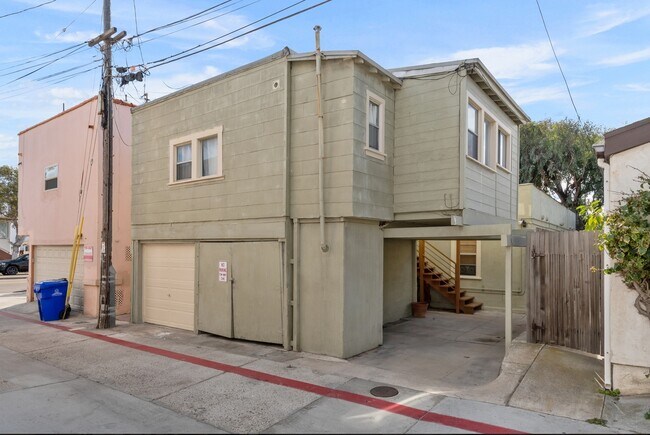 726-728 Ormond Ct in San Diego, CA - Foto de edificio - Building Photo