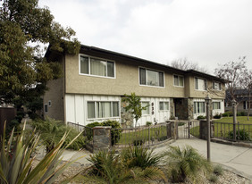 Monterey Oaks Apartments