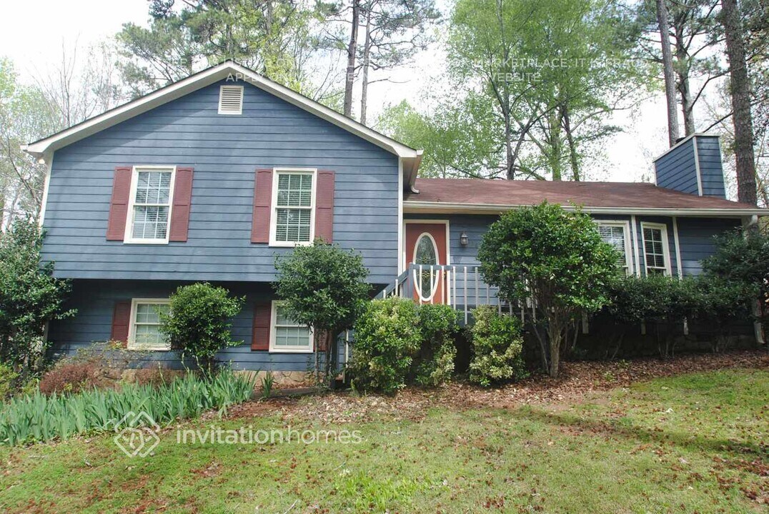 106 Remington Ct in Woodstock, GA - Building Photo