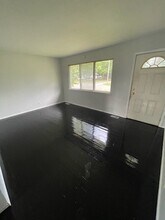 5365 Stiffler Rd in Flint, MI - Building Photo - Building Photo