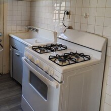 8858 Snowhill Ct in St. Louis, MO - Building Photo - Building Photo