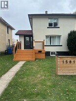 1581 Bruce Ave in Windsor, ON - Building Photo