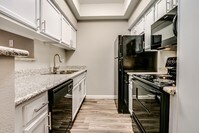Building Photo - Tatum Place Apartments in Phoenix, Arizona