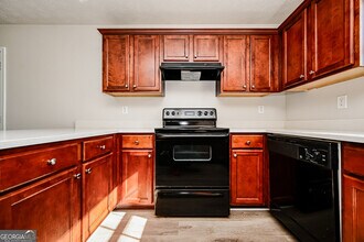 6864 Amethyst Ave in Rex, GA - Building Photo - Building Photo