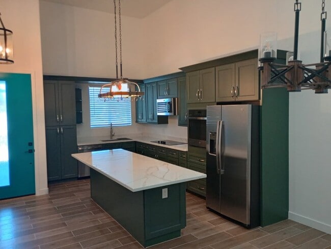 property at 907 N D St