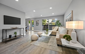 407 Orange St, Unit 310 in Oakland, CA - Foto de edificio - Building Photo