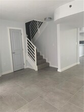 103 Riviera Cir in Weston, FL - Building Photo - Building Photo