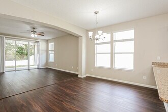 15889 Lexington Park Blvd in Jacksonville, FL - Building Photo - Building Photo