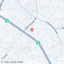 888 Phillips St in Vista, CA - Building Photo