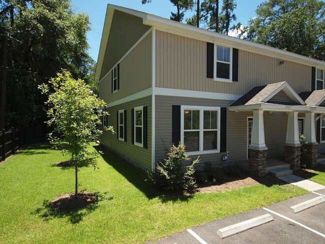property at 1520 High Rd