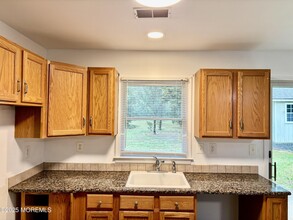 242 Chapel Hill Rd in Atlantic Highlands, NJ - Building Photo - Building Photo