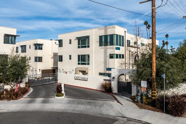 Expo Walk in Los Angeles, CA - Building Photo - Primary Photo