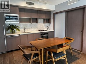 68 Smithe St in Vancouver, BC - Building Photo - Building Photo