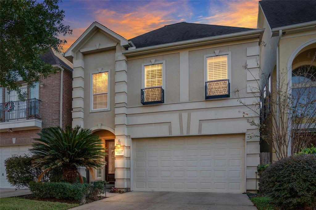5325 McCulloch Cir in Houston, TX - Building Photo