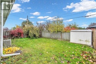 1391 Garvolin Ave in Pickering, ON - Building Photo - Building Photo