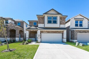 7935 Cypress Country Dr in Cypress, TX - Building Photo