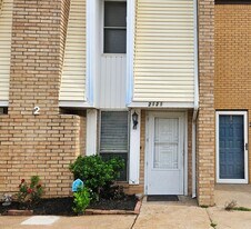 2121 NW 117th St in Oklahoma City, OK - Building Photo