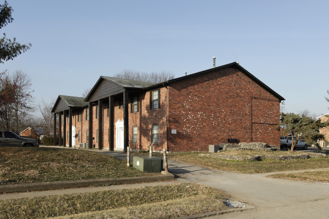 Summerfield Apartments in Louisville, KY - Building Photo