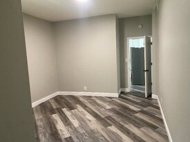 3400 E 14th St, Unit 2 in Kansas City, MO - Building Photo