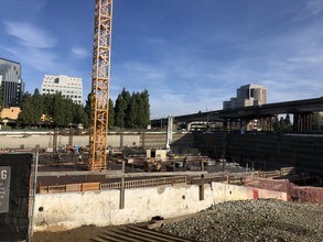 LUX by Garden* in San Diego, CA - Foto de edificio - Building Photo