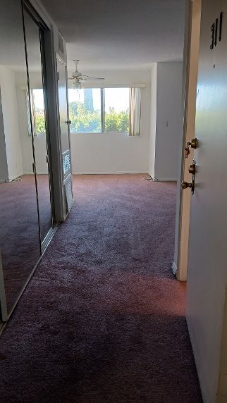 Woodman Apartments in Van Nuys, CA - Building Photo - Building Photo