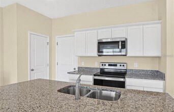 2269 Litchfield Lp in DeLand, FL - Building Photo - Building Photo