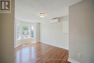 307 Old Weston Rd in Toronto, ON - Building Photo
