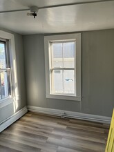 652 Maple St in Bridgeport, CT - Building Photo - Building Photo