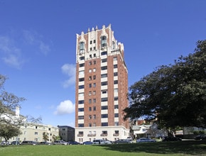 The Bellevue Staten in Oakland, CA - Building Photo - Building Photo