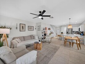 1512 Buckingham Ave in Wellington, FL - Building Photo